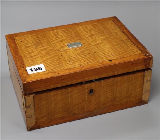 A 19th century satinwood jewellery box